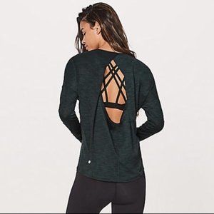 Lululemon Get Set Long Sleeve NWT size 4, black heather emerald green